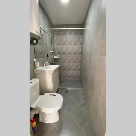 Lola Seaview Guest House. уютный домик в варне *