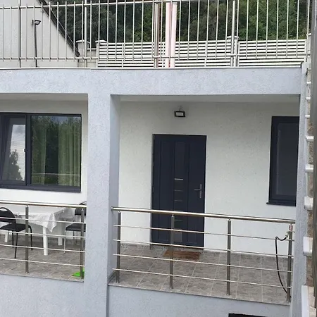 Lola Seaview Guest House. уютный домик в варне Villa Várna